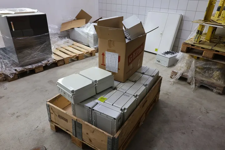 Konvolut Klemmkasten